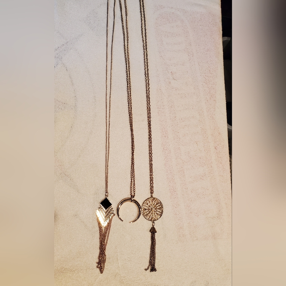 Gold Pendant Necklace Set